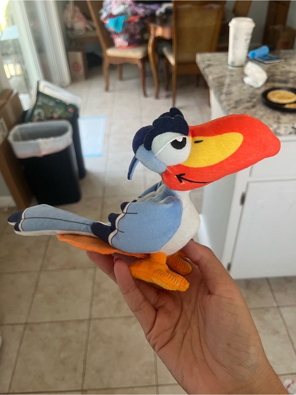 Disney Lion King magnetic Zazu bird shoulder plush